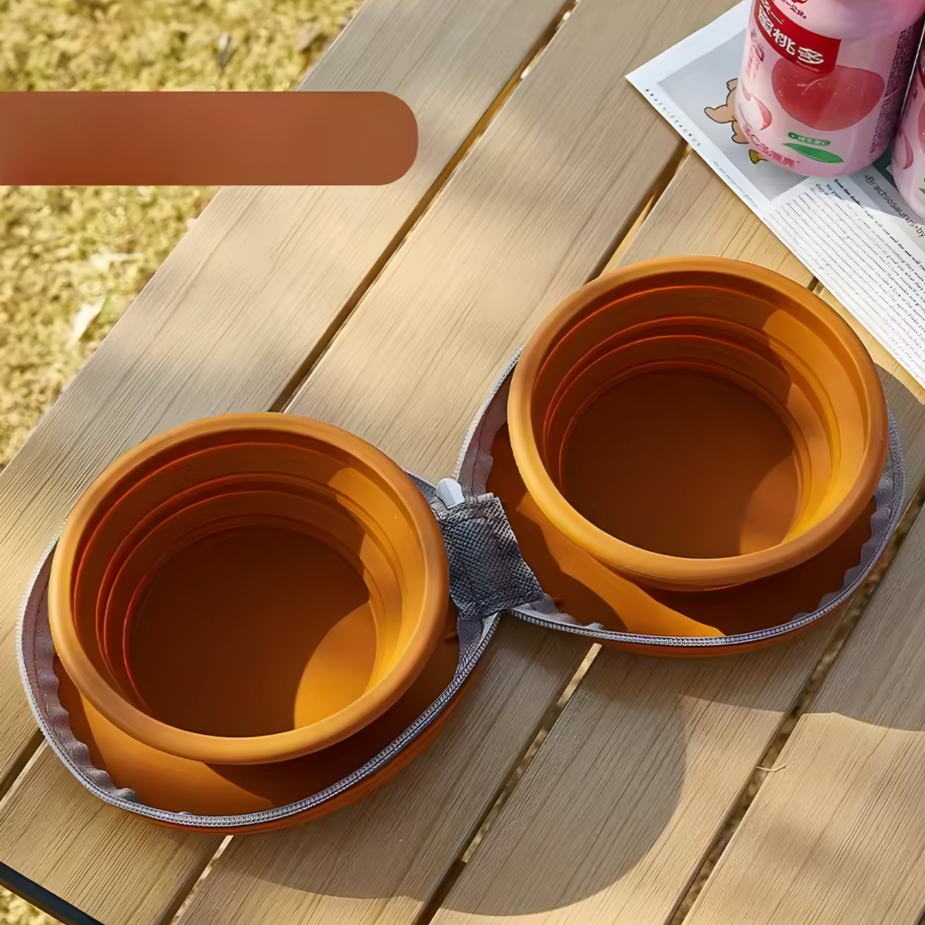 Plato de Silicona Plegable 2 en 1 para Perros – Práctico y Portátil