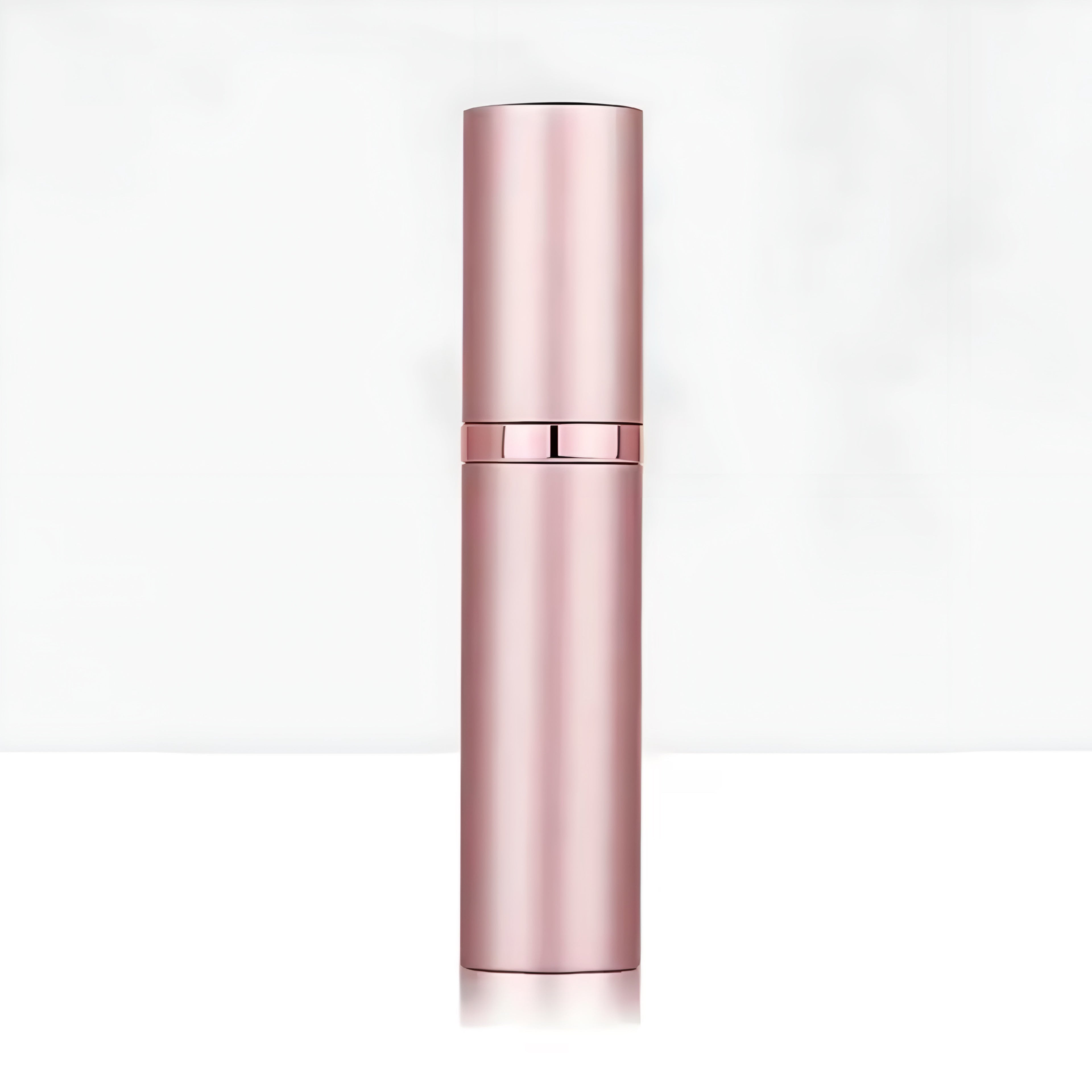 🌬️ Atomizador Recargable de Perfume 5ml – Viaja Ligero, Mantente Fresco